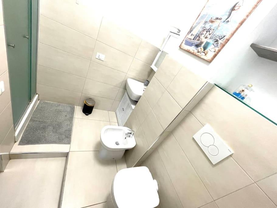 La Venezia'S Studio Flat Ливорно Экстерьер фото